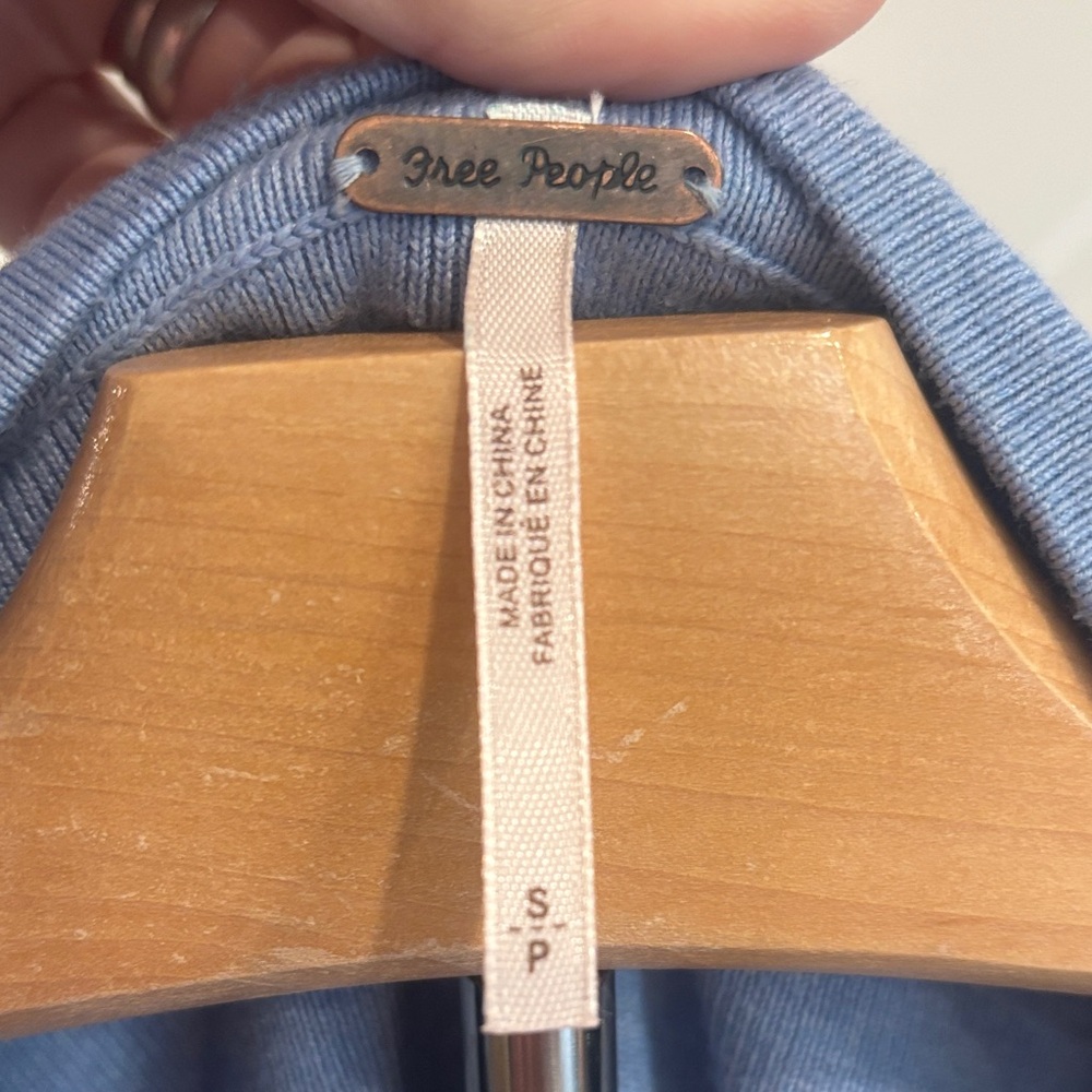 Free People Light Blue Camden sweatshirt. oversized - Picture 5 of 8